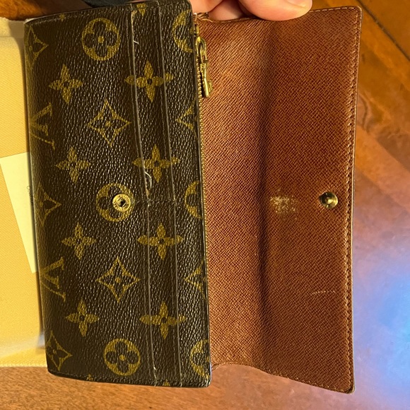 Authentic Louis Vuitton Wallet - Picture 10 of 15